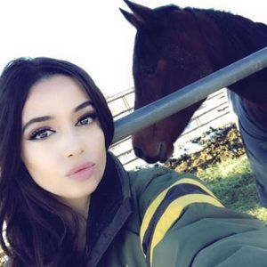 Meet your Posher, Carina